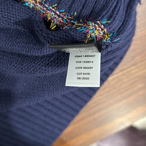 Torrid Sweater, Size 00 - Picture 10 of 11